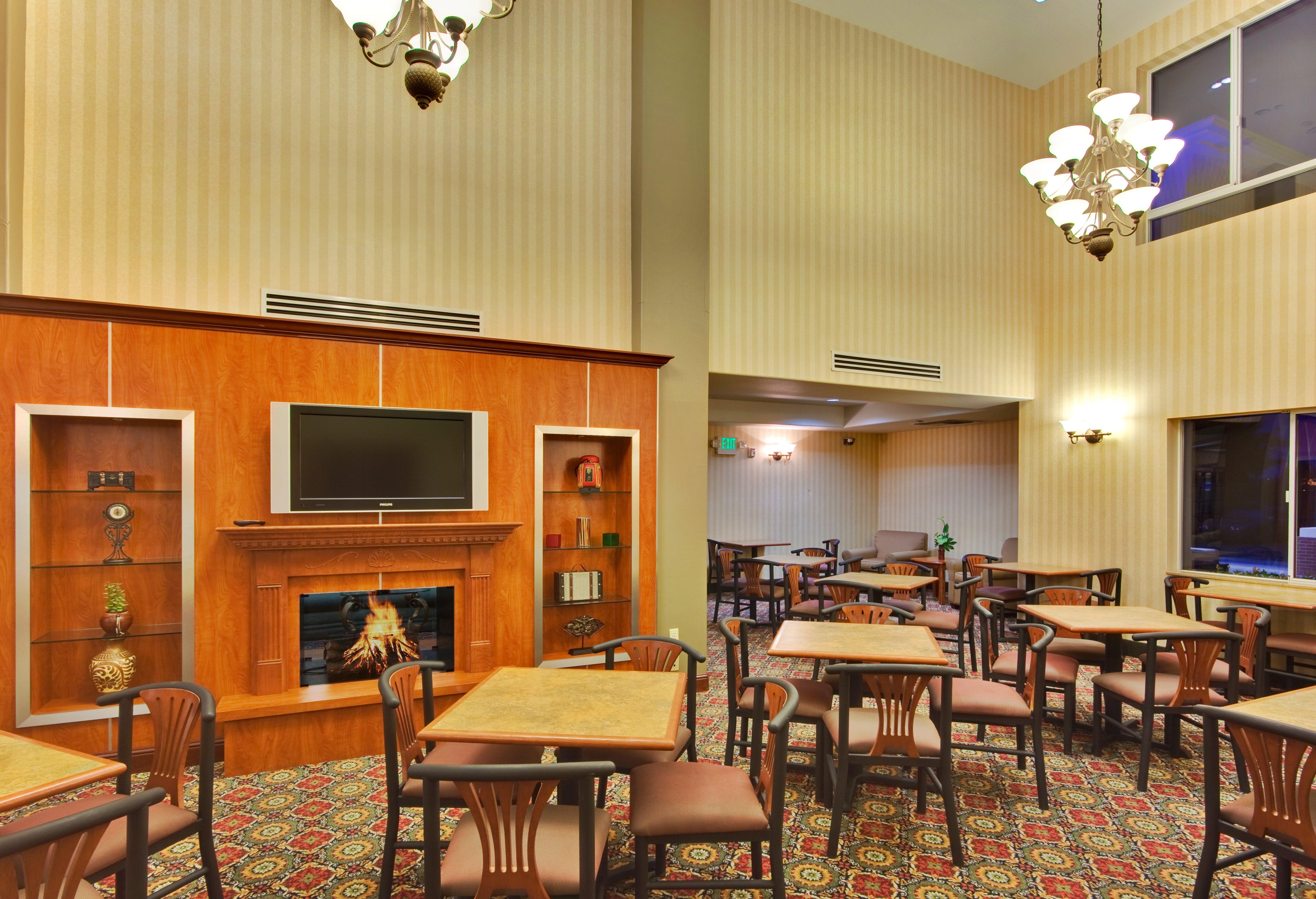 Holiday Inn Express Hotel & Suites Ontario Airport-Mills Mall By Ihg Rancho Cucamonga Esterno foto