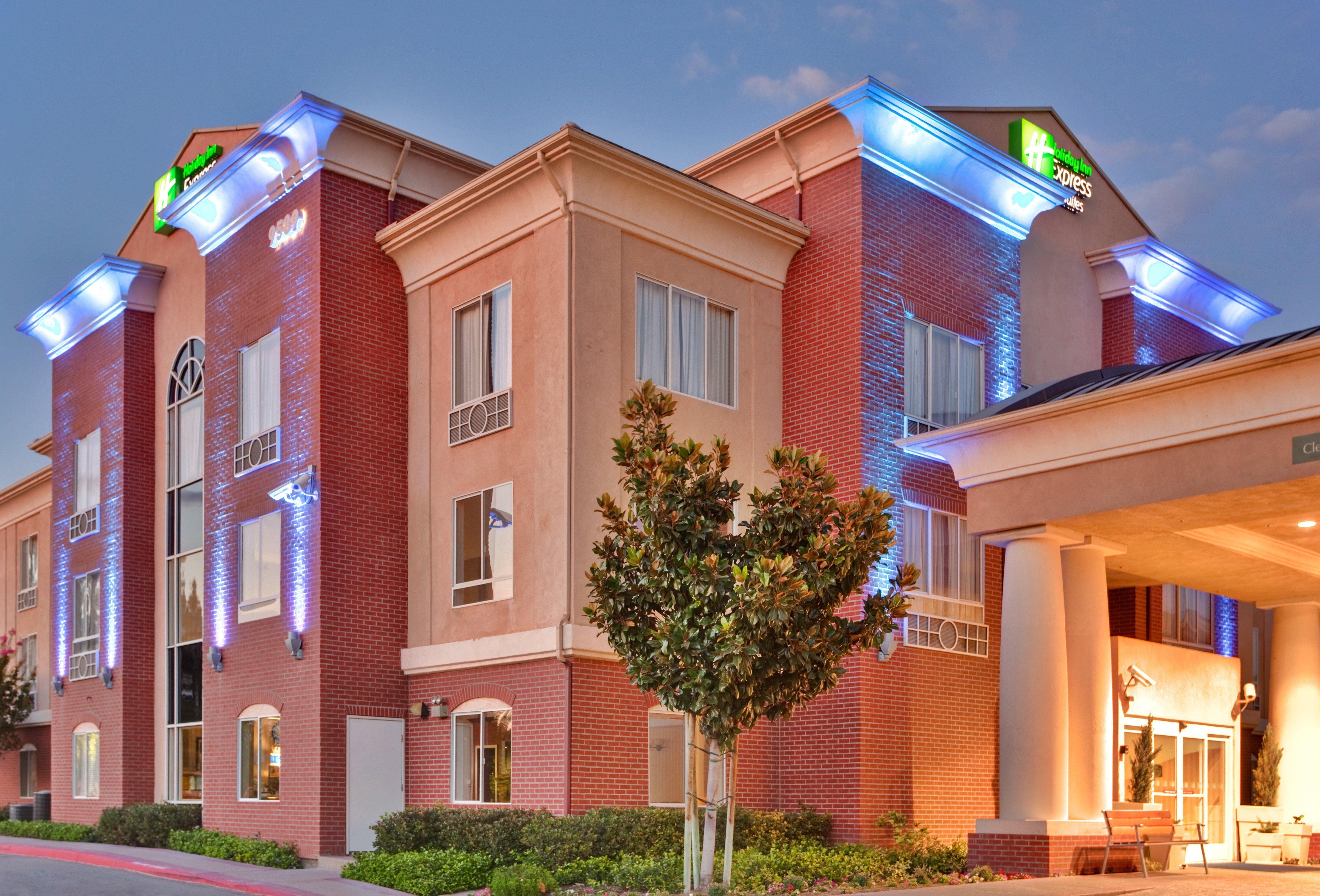 Holiday Inn Express Hotel & Suites Ontario Airport-Mills Mall By Ihg Rancho Cucamonga Esterno foto